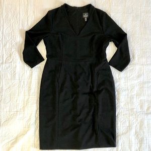 Adrianna Papell fitted deep v-neck dress size 16